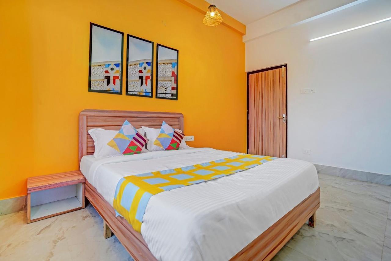 Oyo 79233 Hotel Hive Stays Kochi Екстериор снимка