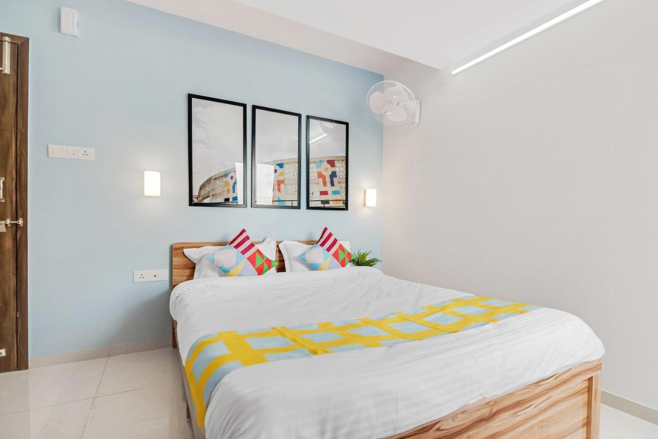 Oyo 79233 Hotel Hive Stays Kochi Екстериор снимка